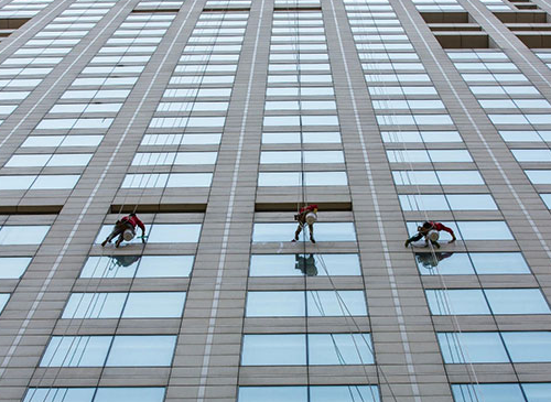 外墻清洗的操作方式和注意事項(xiàng)